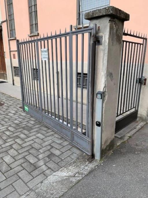 Appartamento Incantevole A Parma Exterior foto